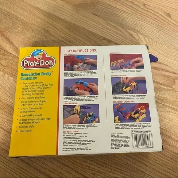 Vintage Play-Doh Demolition Derby Car Mold Play Set 1997 Kids Toy